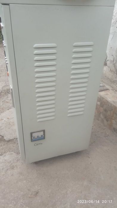 стабилизатор трехфазный