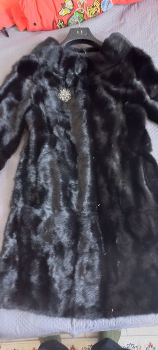 Продам шуба черный бриллиант