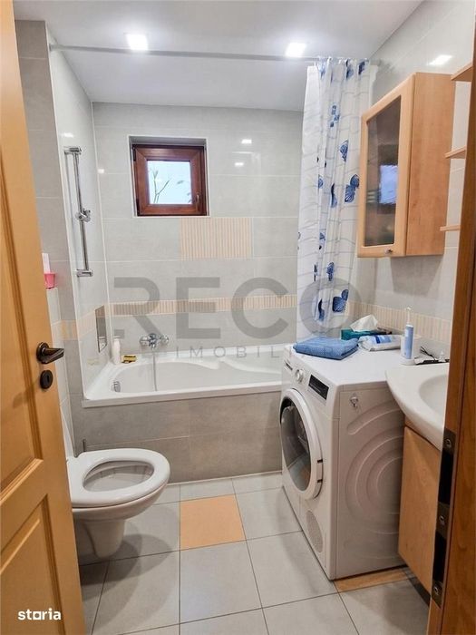 RECO, apartament decomandat,4 camere, Centrul Civic