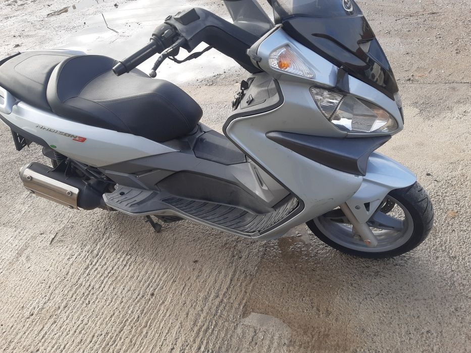 Скутер Малагути Медисън 125,200,250,400 (Medison 3,2)-на части