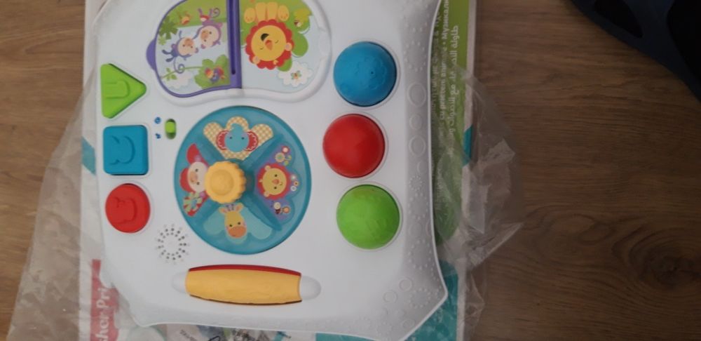 Музикална маса Fisher Price