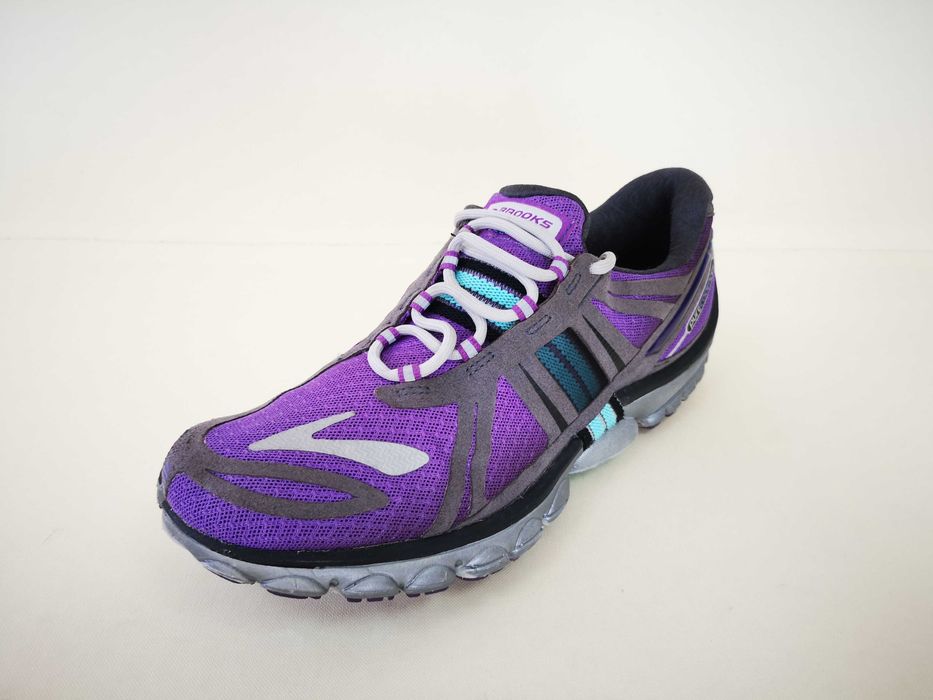 Adidasi alergare 37 38 Ghete munte maraton  Brooks Purecodence