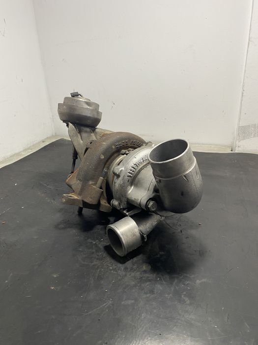 Turbina turbo toyota Rav 4 2.2  diesel d4d 2006-2013 2007\2008/2009