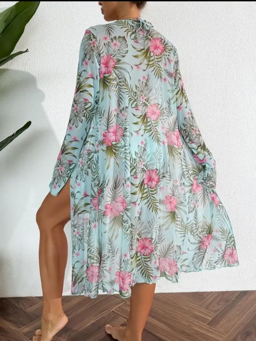 Комплект от 3 части,бански и парео S,M,L,XL