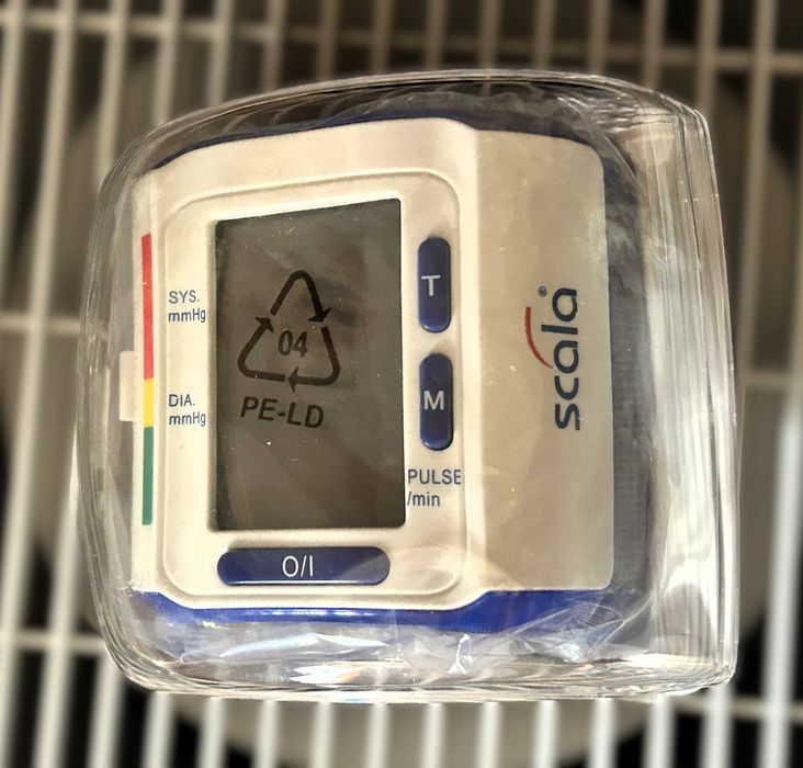 Tensiometru digital Scala SC6400 pentru incheietura mainii