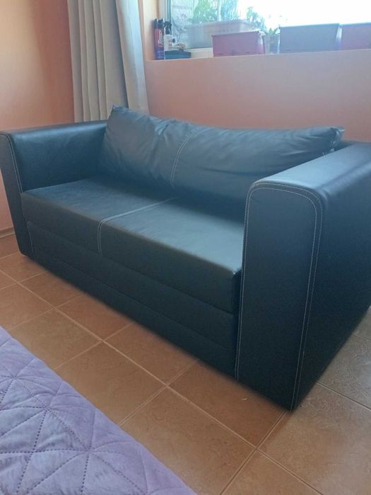 Диван кожен Икея