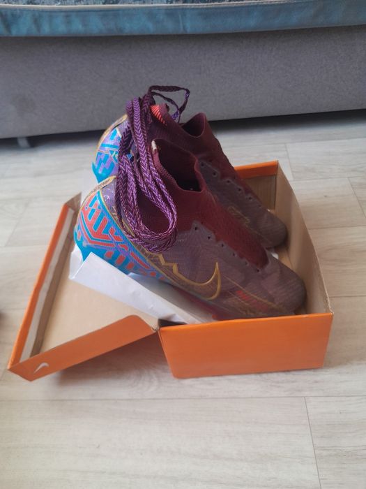 Бутсы Air zoom,в отличном форме