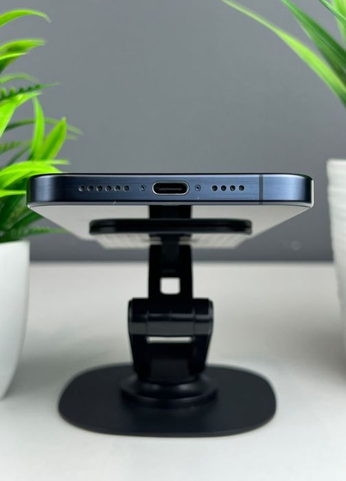 Телефон Apple iPhone 15 Pro Max 256GB