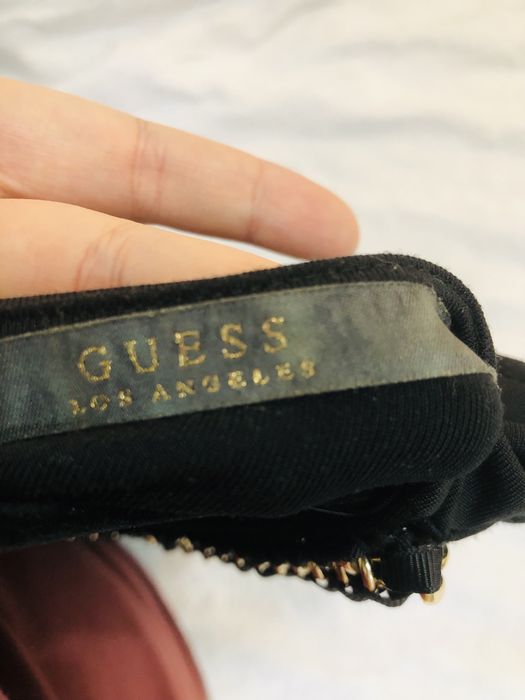Топ Guess с баской