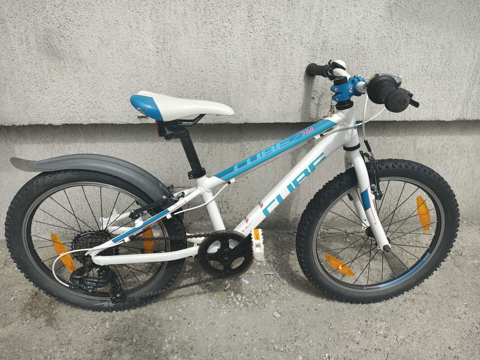 Bicicleta copii CUBE RACE 200, aluminiu, 20 zoll, 7 viteze SHIMANO, alb