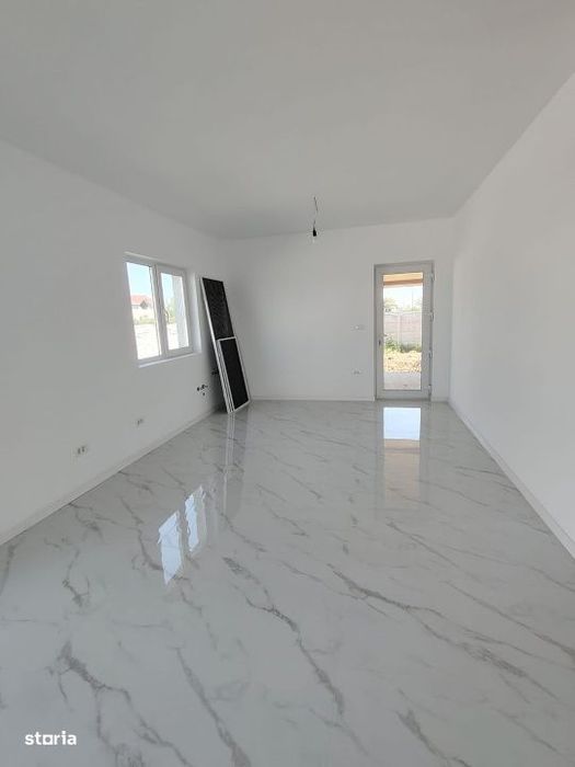 De vanzare: casa moderna la cheie, Isalnita – 150 mp utili, teren 50