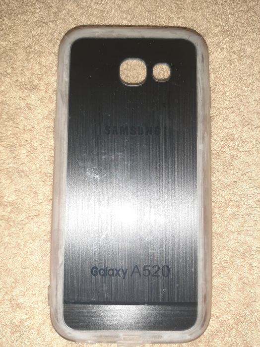 Чехлы на телефоны