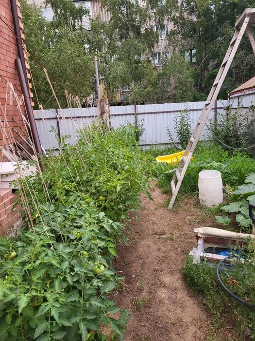 Коттедж в центре города, в районе бани Самал