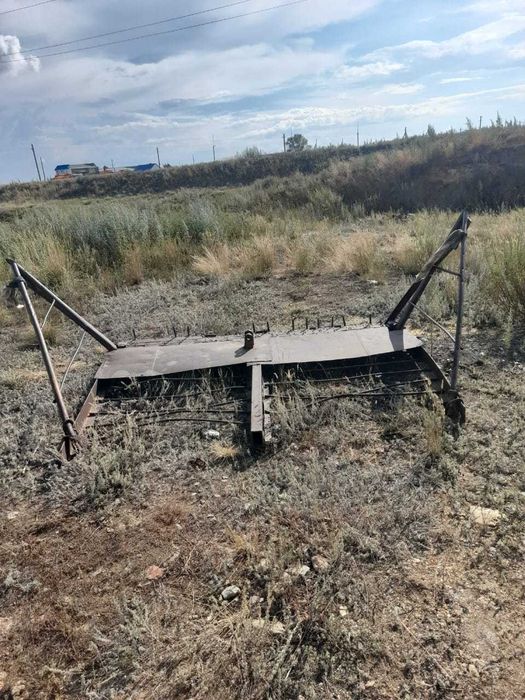 Трактор,всё в рабочем состоянии.