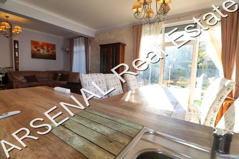 Дава се под наем Къща в София, Драгалевци - 360 кв.м за 1700 € - Снимка #1