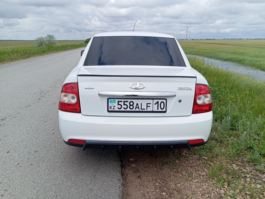 Продам ладу приору 2013 год