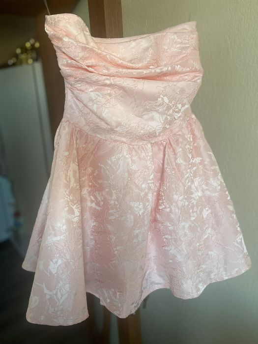 Официална рокля- нова