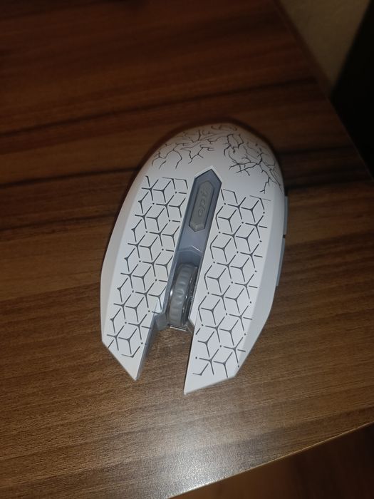 Безжична мишка(Bluetooth)