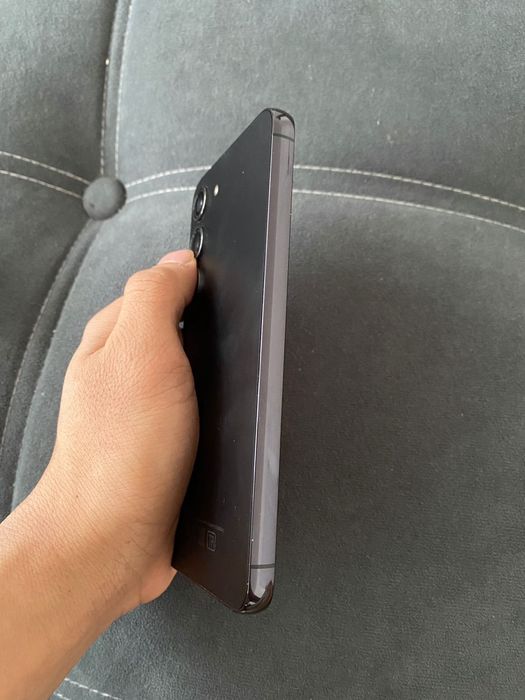 Продам Samsung s23