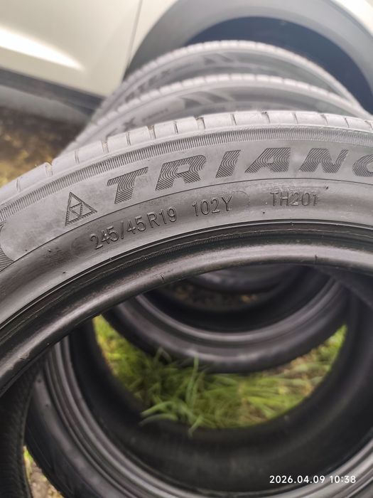 Летний шины 245/45/ R19