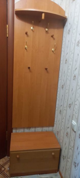 Продам гарнитур для прихожей