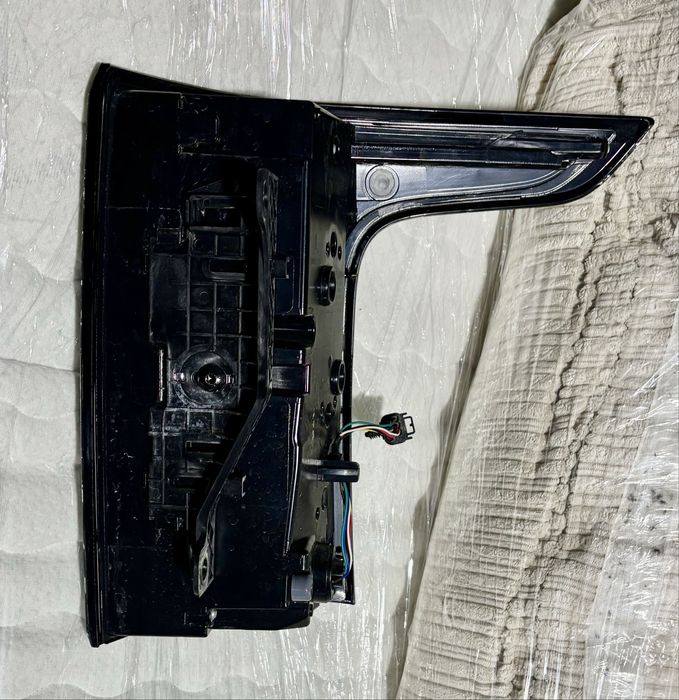 Задние фонари Range Rover L405