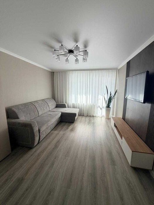 Продается двухкомнатная квартира, район вокзала.