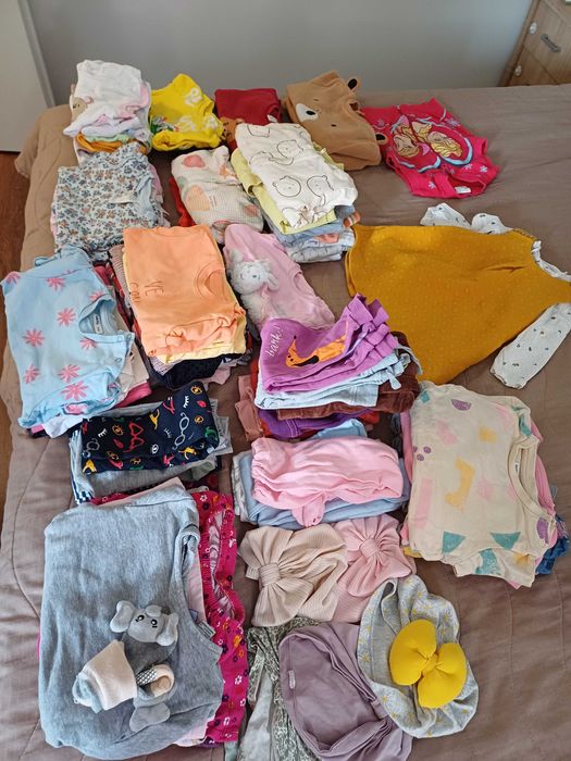 Лот от дрешки за момиче, р-р 74 см.,80 см. и 86см.; сезон: пролет/есен