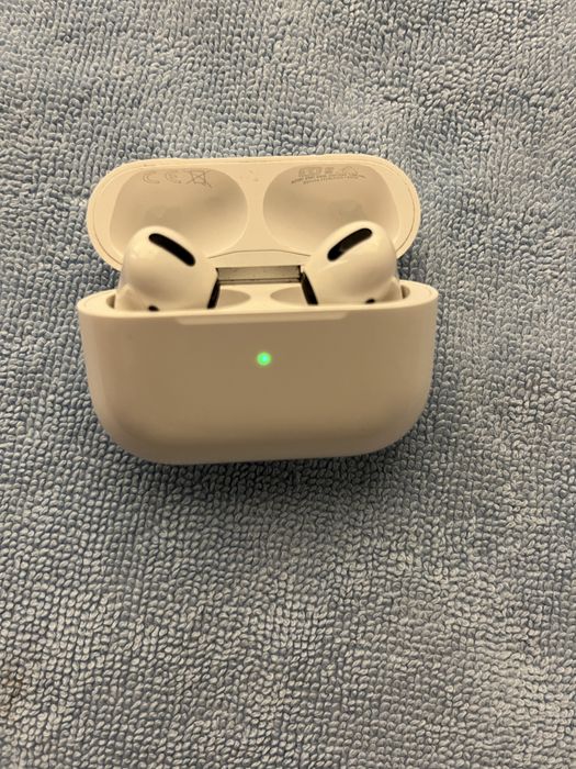 Наушник AirPods pro