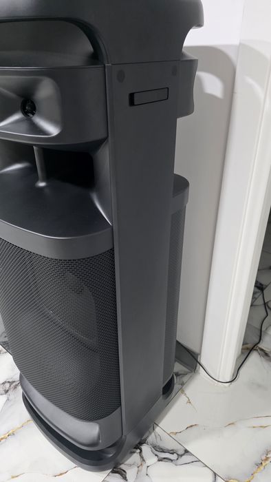 Boxă Sony Ult Tower 10 Ultimate.Preṭ fix Ca Nouă.