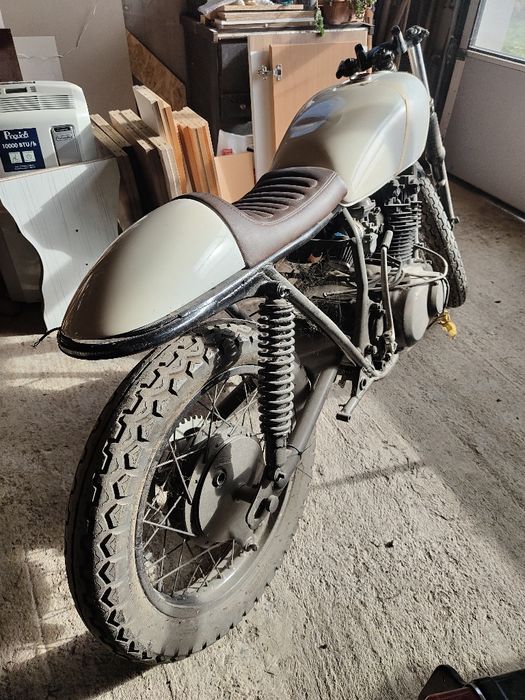 Suzuki GS 400 Proiect Cafe Racer