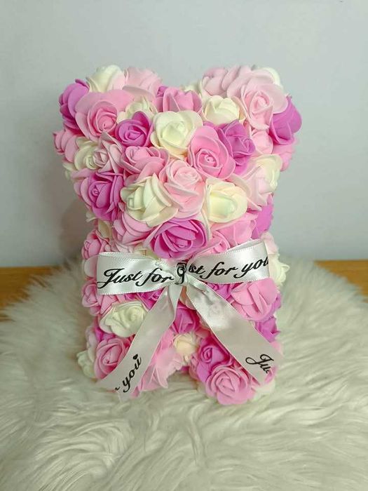 Мечета от рози на изготна цена