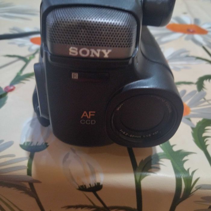 Видео камера ,,Handycam SONY Video8