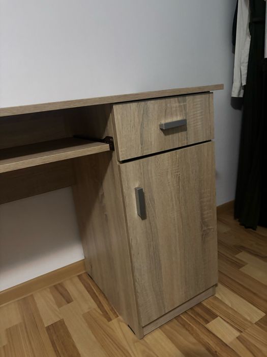 Birou de scris din pal