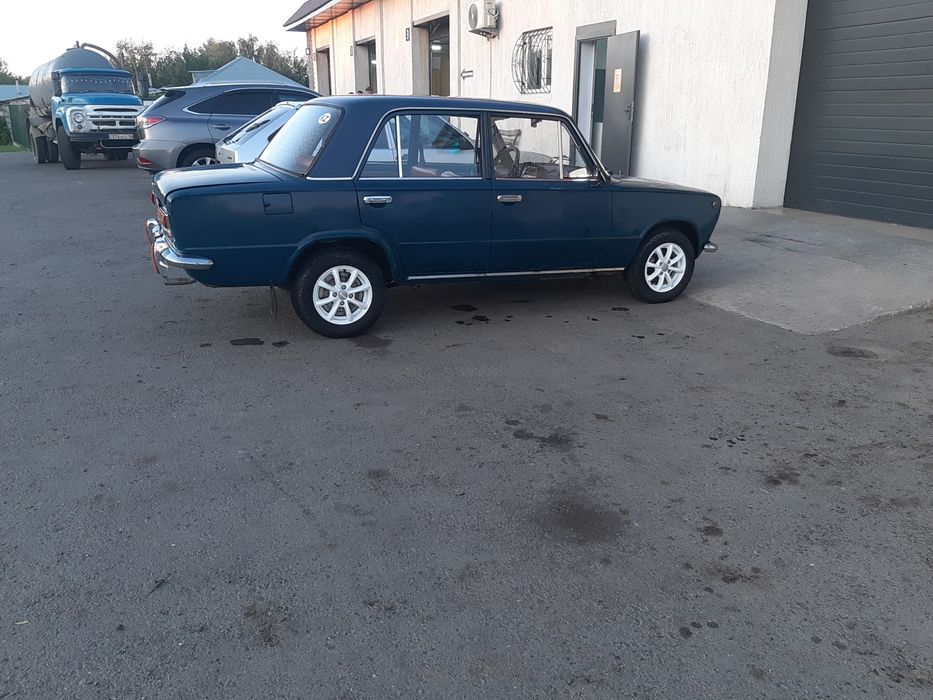 Ваз-2101 в оригинале, в отличном состоянии.