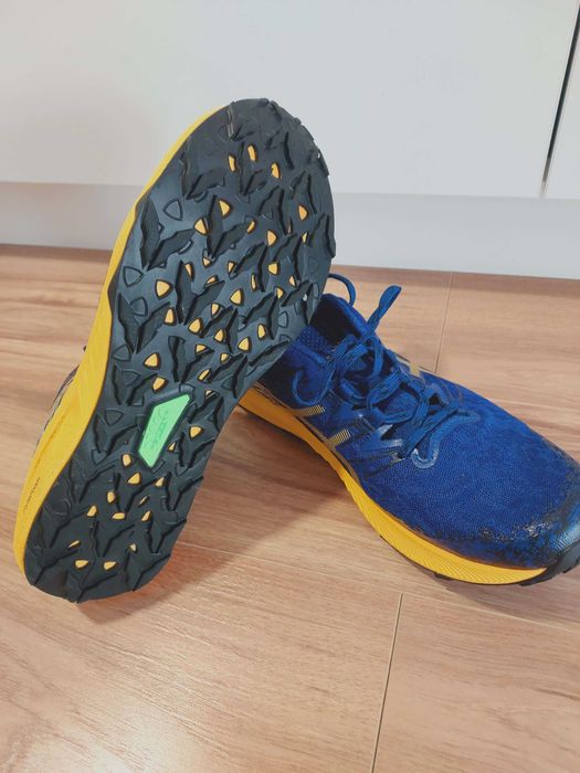 Asics Fuji Lite TRAIL, marime 44.5