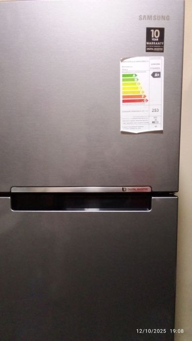 Samsung. 2 oy ishlagan yangi oladigonla Tel qilsin bekorchilar emas