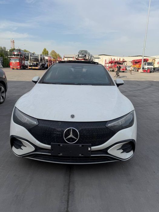 Mercedes Benz EQE 500