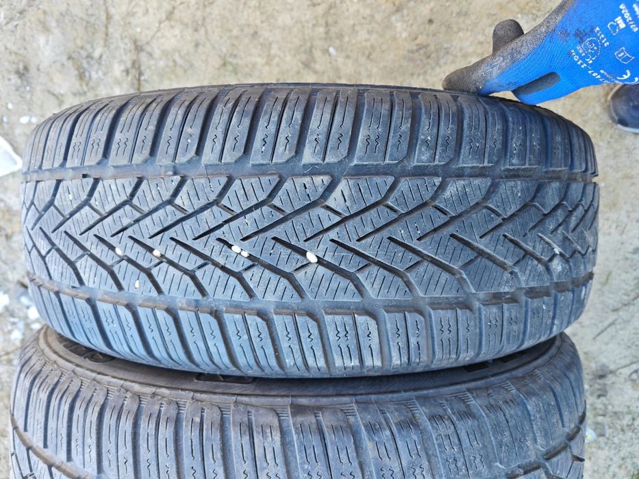 4x Anvelope de IARNĂ Semperit 196/60R15