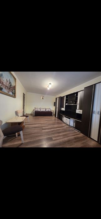 Închiriez apartament 2 camere