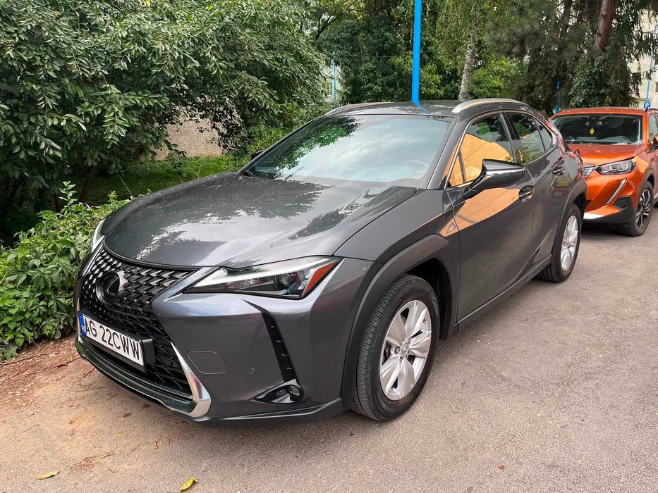 Lexus UX Echipare premium, Stare excelenta, Include TVA 21 %.