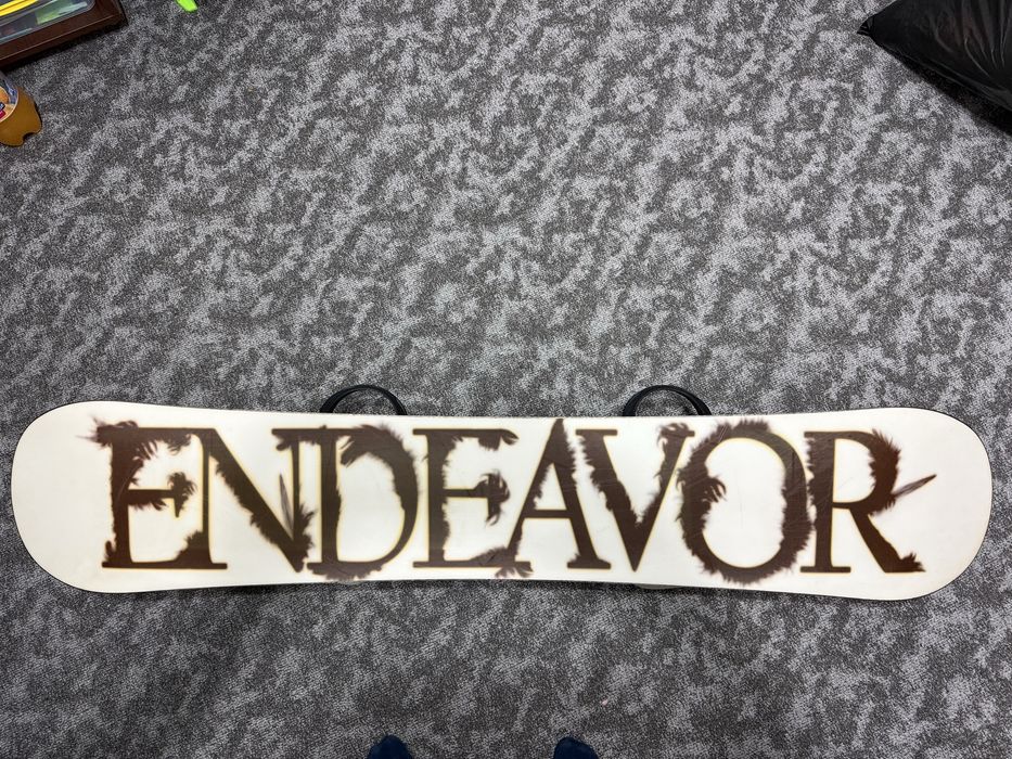 Placă Snowboard Endeavor Diamond 152 cm