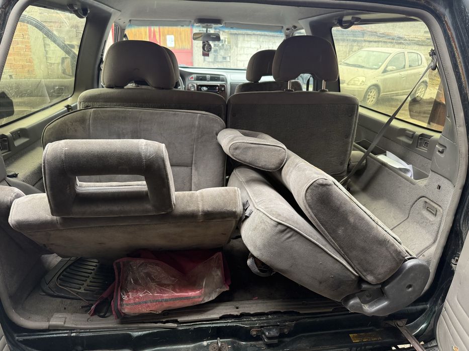 Задни седалки от Nissan Patrol Y60
