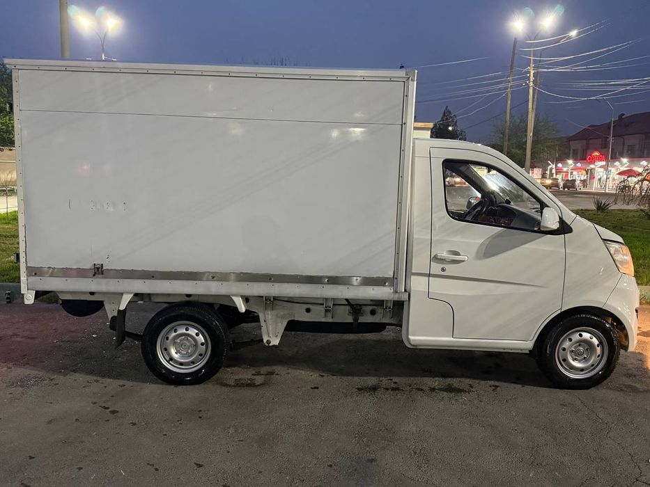 CHANGAN Yuk Furgon