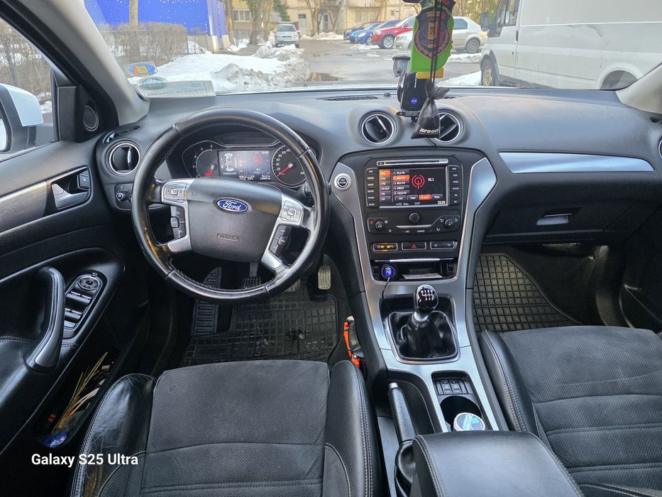 Ford Mondeo mk 4.5 2012