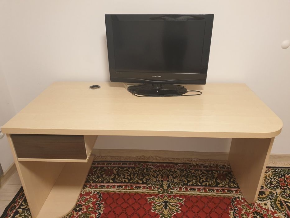 Офис бюро 150 х 70 височина75 см