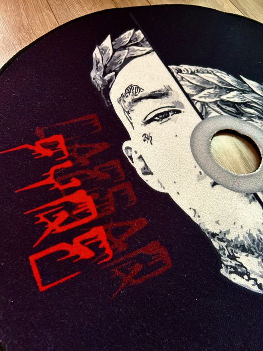 Уникален Килим FYRE / CAESAR албум диск