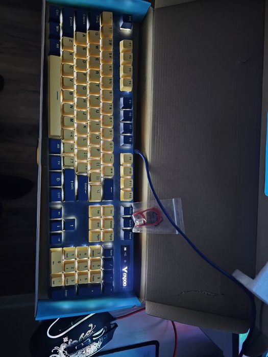 Клавиатура, мышка