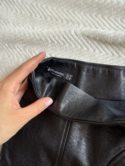 Кожена пола Stradivarius