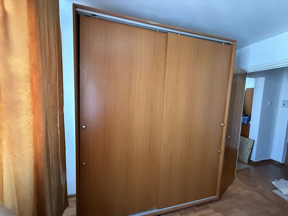 Apartament de inchiriat 2 camere decomandat